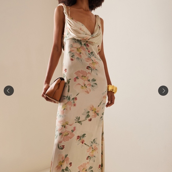 Totême Draped Floral Crepe Maxi Dress yellow - Picture 2 of 10